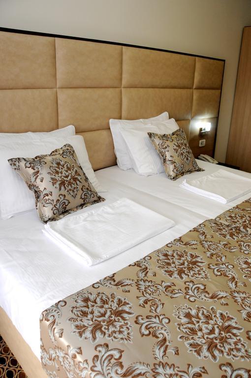 Hotel Lion Ulcinj Exteriér fotografie